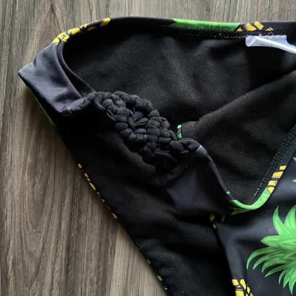 Bikini Swimsuit - Picture 5 of 7